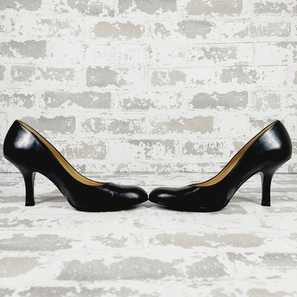 Nine West Burg Leather Black Almond Toe Heeled Pumps V18 - Picture 7 of 14